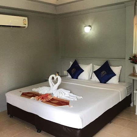 Patonglegendhotel Екстер'єр фото