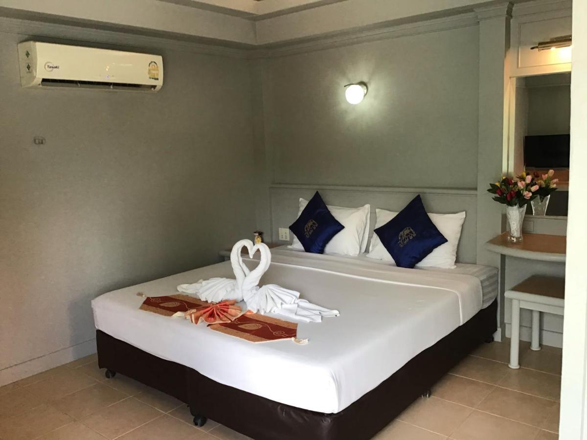 Patonglegendhotel Екстер'єр фото